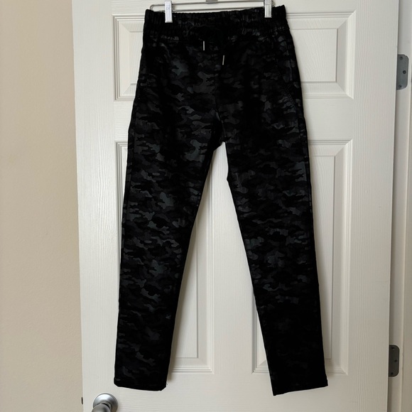Bevy Flog Shely Black Camo Drawstring Pants Joggers Size 26
